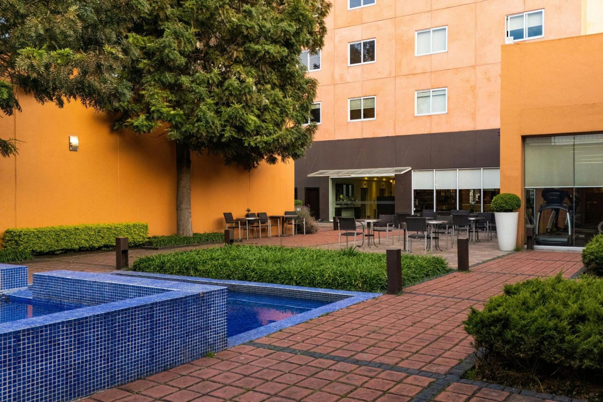 Courtyard Toluca Tollocan Ngoại thất bức ảnh